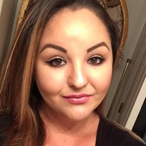 Meet your Posher, Daniela